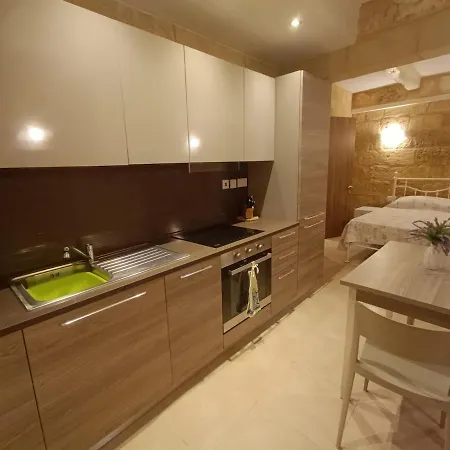 Maisonette In The Alley Apartman *