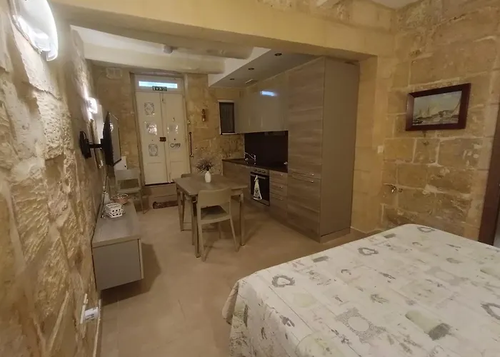 Maisonette In The Alley Kalkara